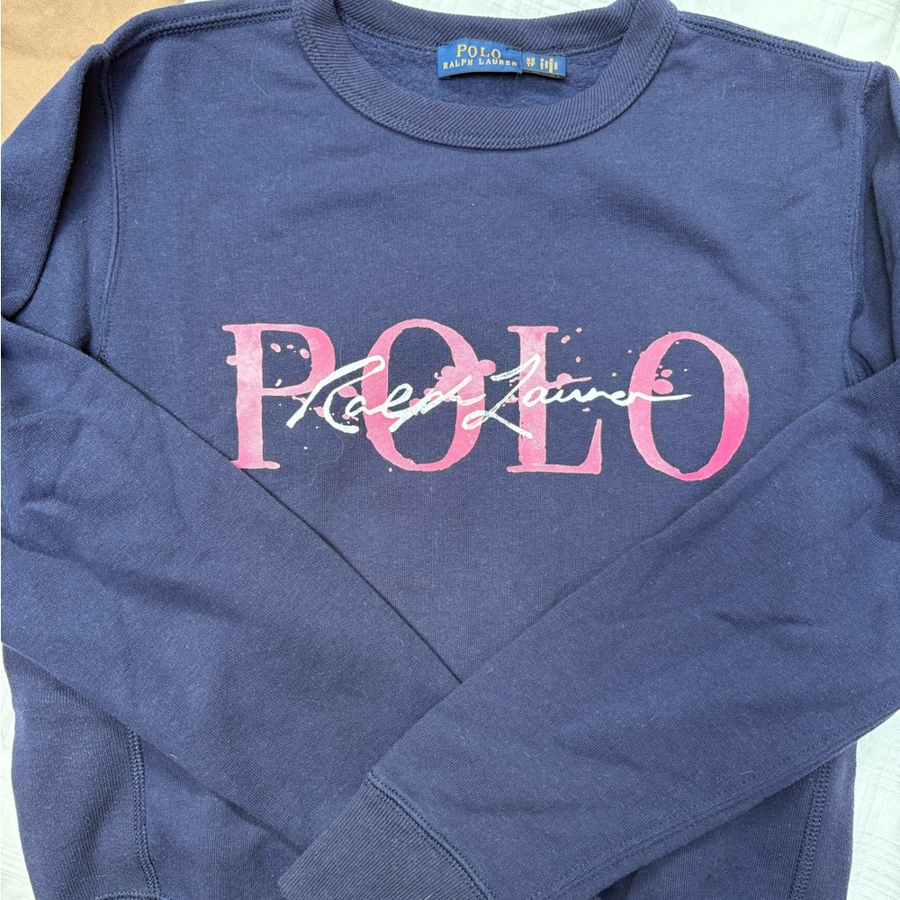 Woman’s sweatshirt. Size XS